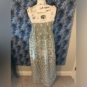 #31 NWOT Urban Outfitters Maxi Dress Medium